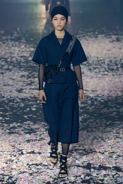 Look 45